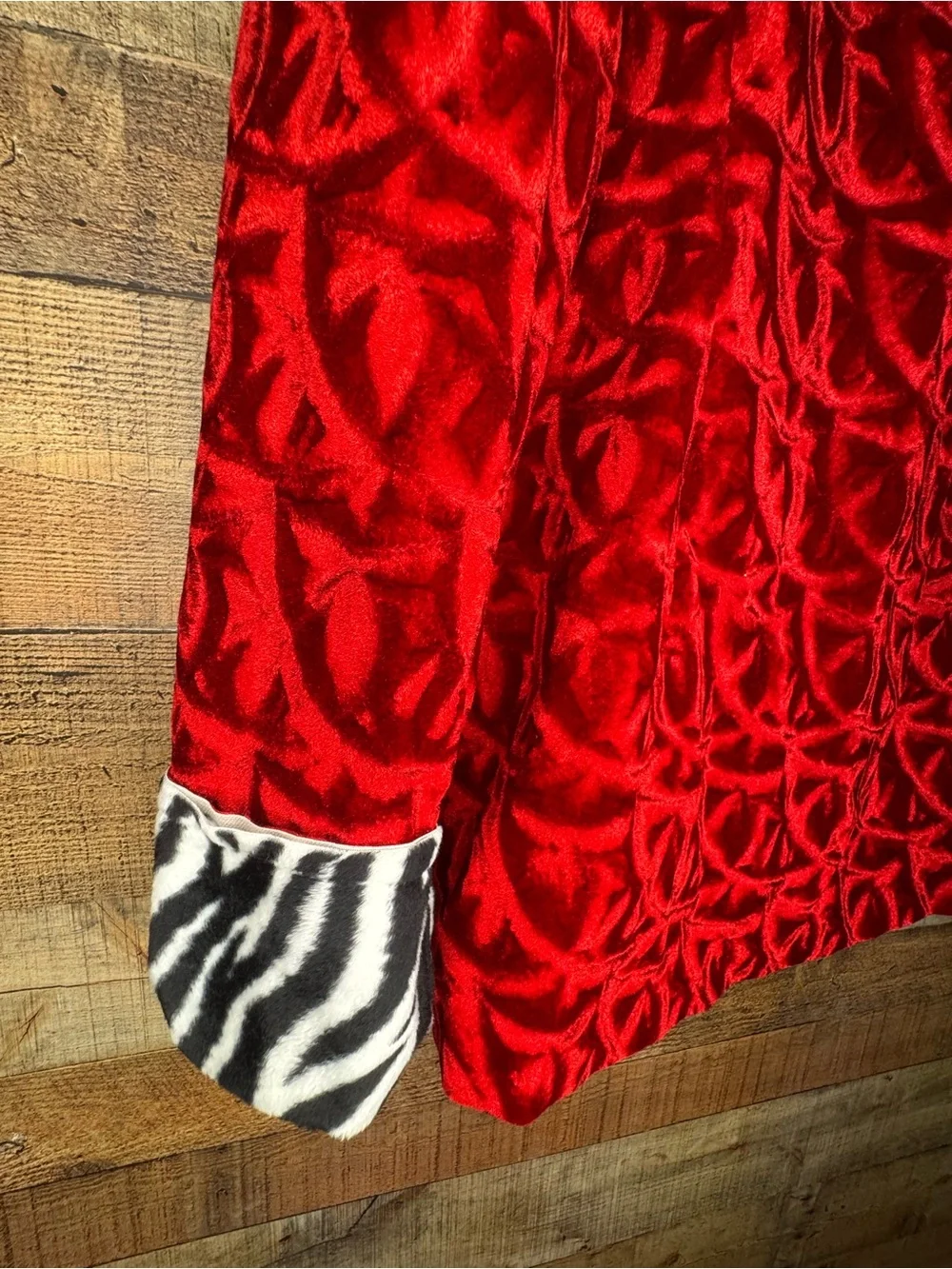 VTG Pimp Red Crush Velvet Zebra Trim Costume Smoking Jacket Pants Set Halloween